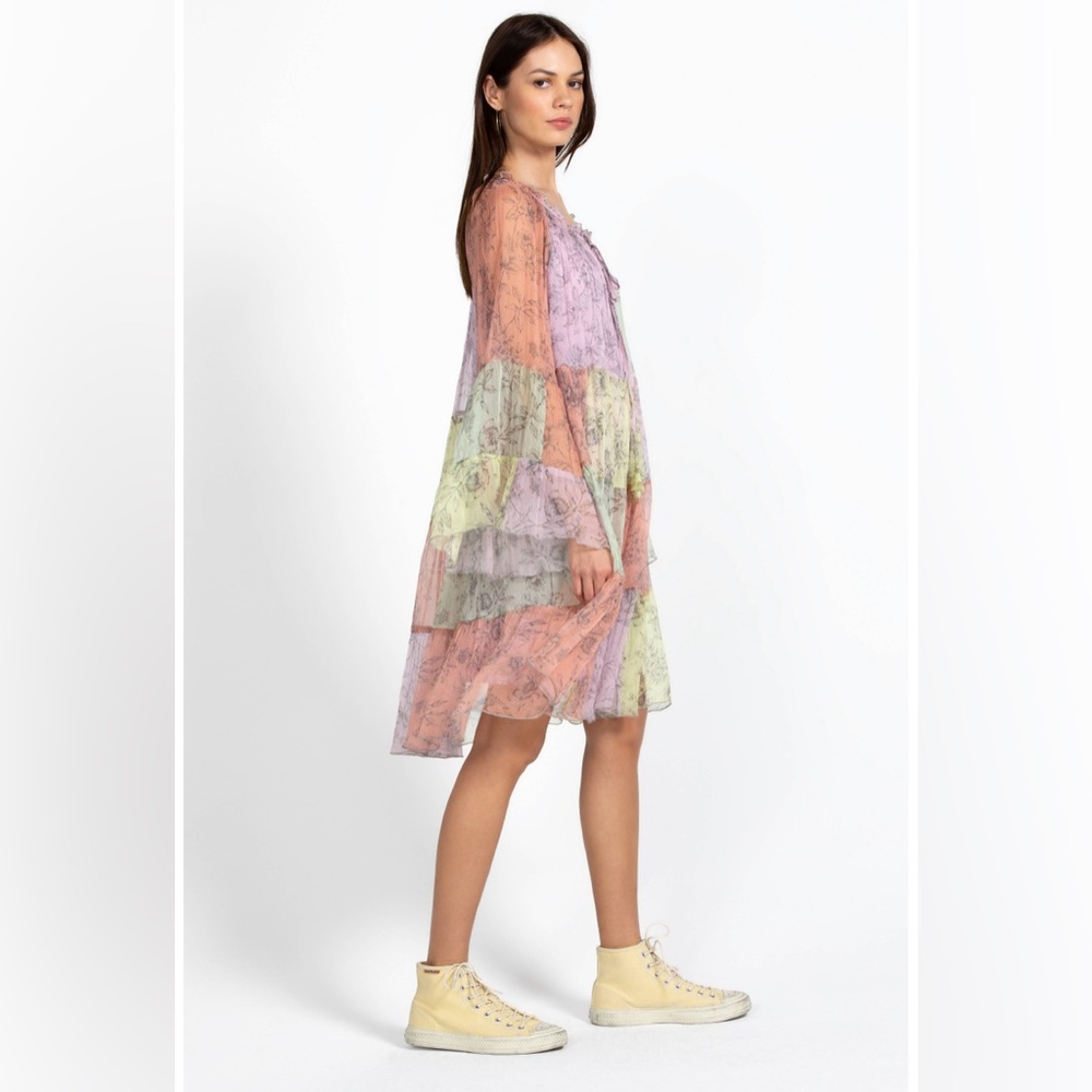 JOHNNY WAS PETUNIA MINI DRESS
PERFECT FOR SUMMER DAYS TRIPS AND NIGHTS - Picture 2 of 6